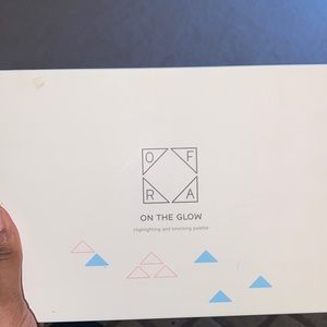 Ofra on the glow palette